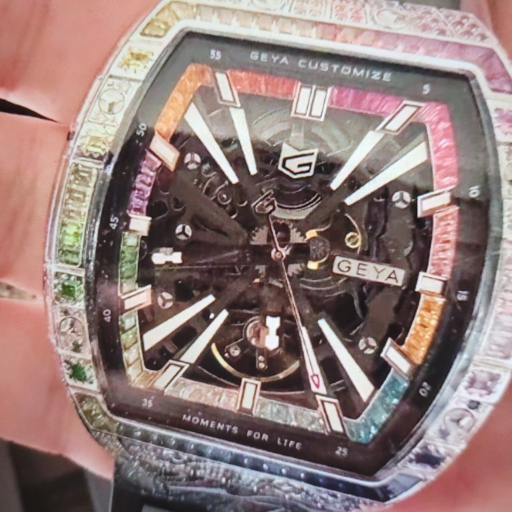 Customizable Wearable Watch - Black and Silver